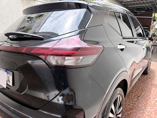 NISSAN-KICKS-2022