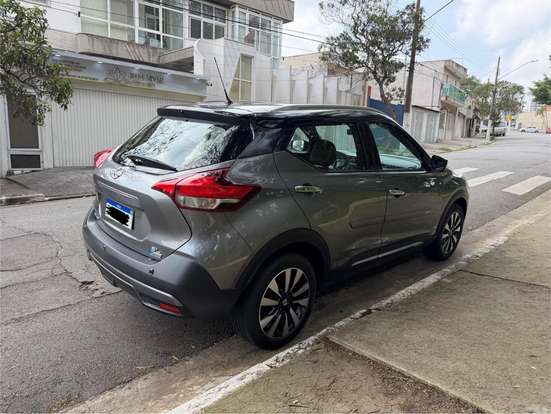 NISSAN-KICKS-2017