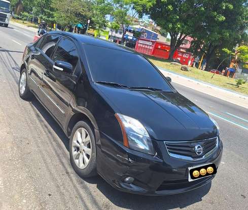 NISSAN-SENTRA-2012