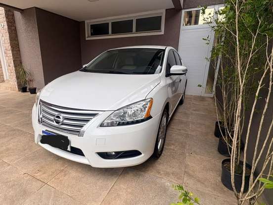 NISSAN-SENTRA-2.0 SV 16V FLEX 4P AUTOMÁTICO NISSAN-SENTRA-2013
