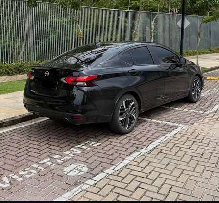 NISSAN-VERSA-2025