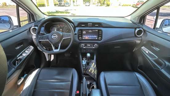 NISSAN-VERSA-2023