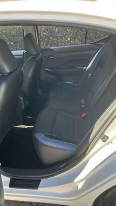 NISSAN-VERSA-2023