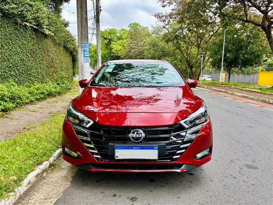 NISSAN-VERSA-2023
