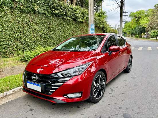 NISSAN-VERSA-2023