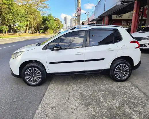 PEUGEOT-2008-2018