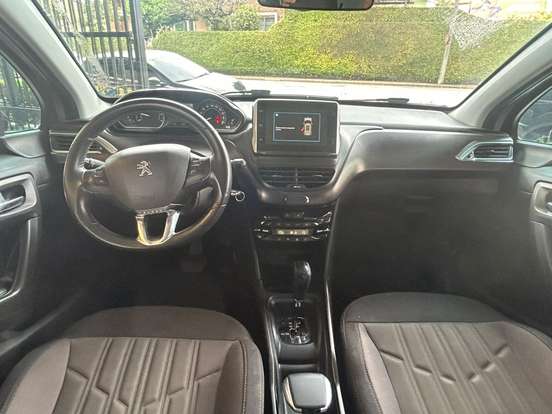 PEUGEOT-2008-1.6 16V FLEX GRIFFE 4P AUTOMÁTICO PEUGEOT-2008-2018