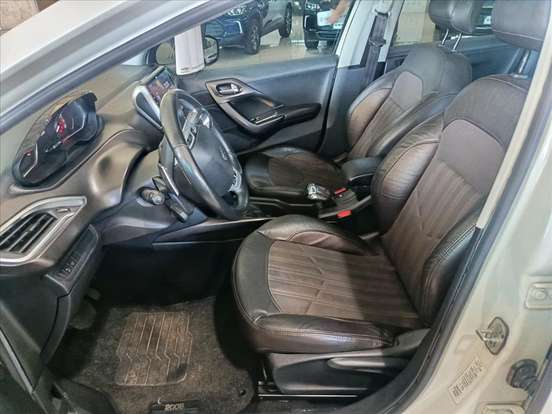 PEUGEOT-2008-1.6 16V FLEX GRIFFE 4P AUTOMÁTICO PEUGEOT-2008-2016