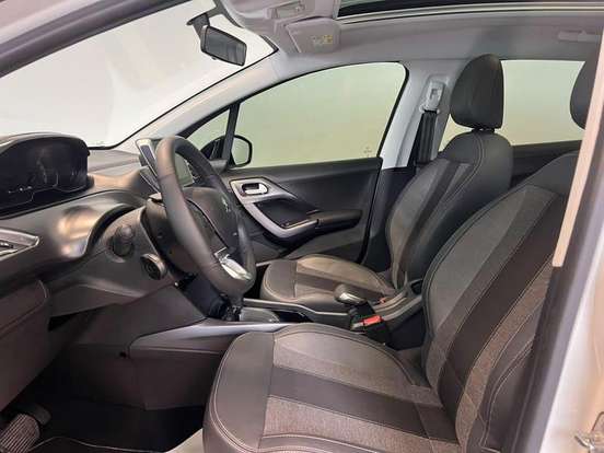 PEUGEOT-2008-2023
