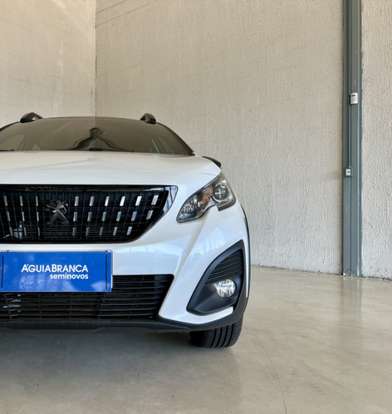 PEUGEOT-2008-2022