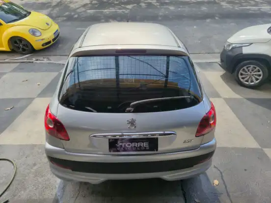 PEUGEOT-207-2010