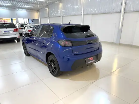 PEUGEOT-208-2023