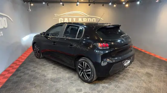 PEUGEOT-208-2022