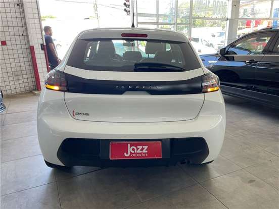PEUGEOT-208-2022