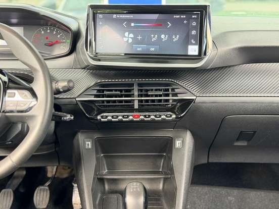 PEUGEOT-208-2023