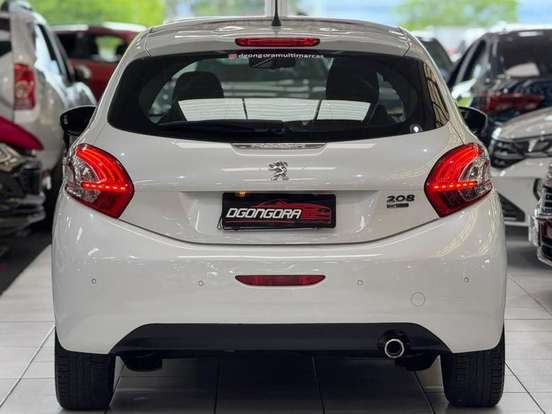 PEUGEOT-208-1.6 GRIFFE 16V FLEX 4P AUTOMÁTICO PEUGEOT-208-2014