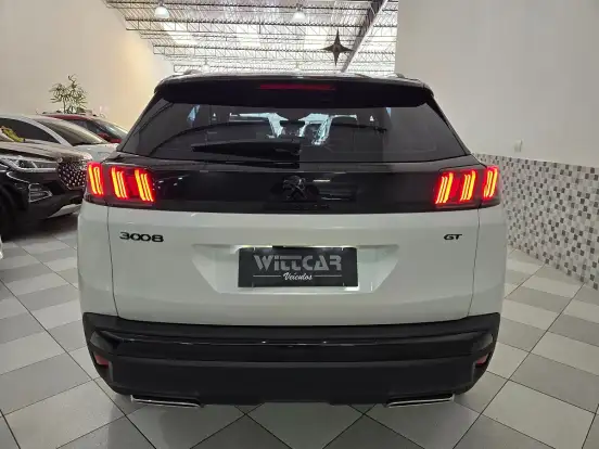 PEUGEOT-3008-2021