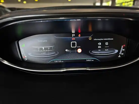 PEUGEOT-3008-2018