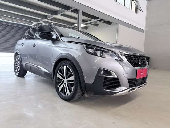PEUGEOT-3008-2020