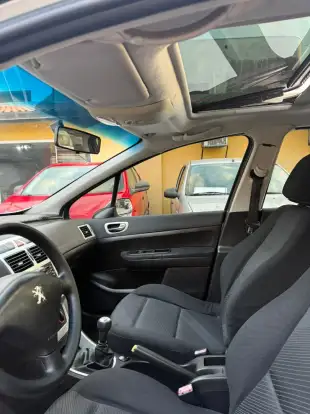 PEUGEOT-307-2009