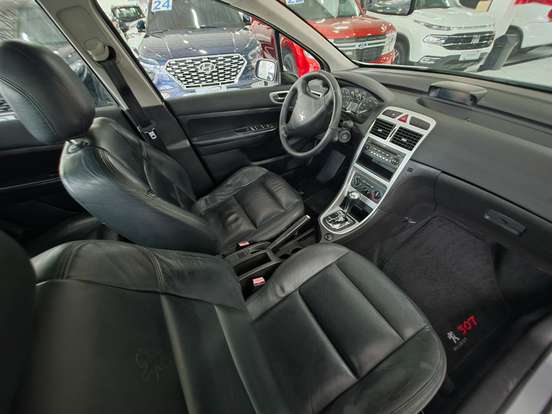 PEUGEOT-307-2.0 PRESENCE PACK SEDAN 16V FLEX 4P AUTOMÁTICO PEUGEOT-307-2009