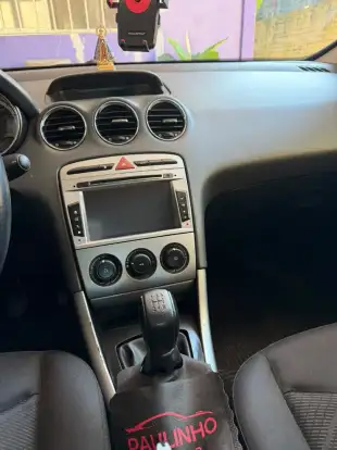 PEUGEOT-308-2012