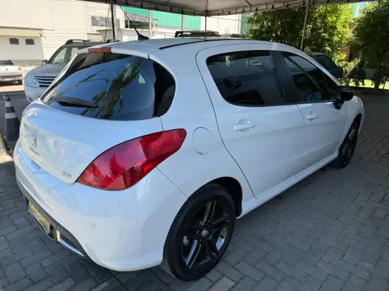 PEUGEOT-308-1.6 GRIFFE THP 16V GASOLINA 4P AUTOMÁTICO PEUGEOT-308-2015