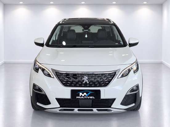 PEUGEOT-5008-2018