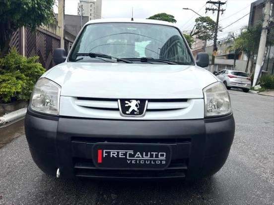 PEUGEOT-PARTNER-2014