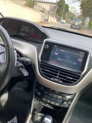 PEUGEOT-2008-2015