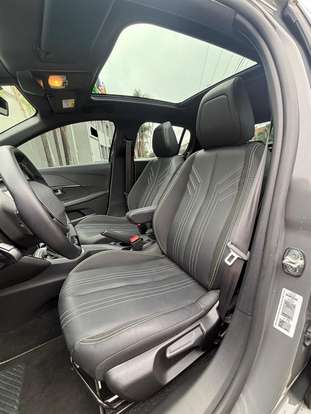 PEUGEOT-208-2024