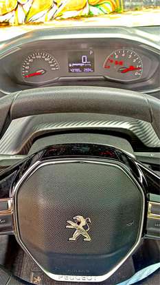 PEUGEOT-208-2020