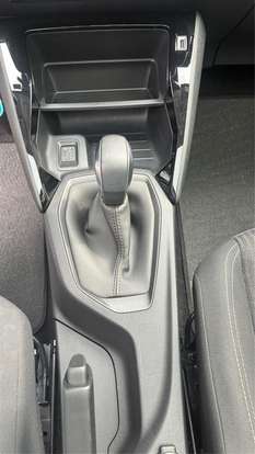 PEUGEOT-208-2020
