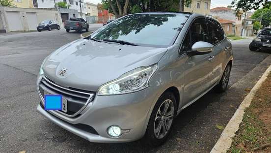 PEUGEOT-208-2014