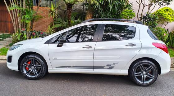 PEUGEOT 308 1.6 GRIFFE THP 16V GASOLINA 4P AUTOMÁTICO