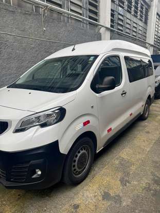PEUGEOT-EXPERT-2021
