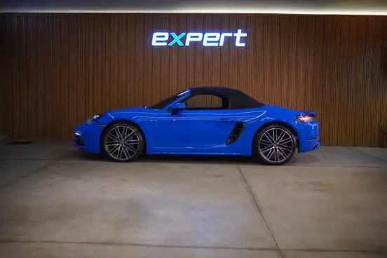 PORSCHE-718-2023