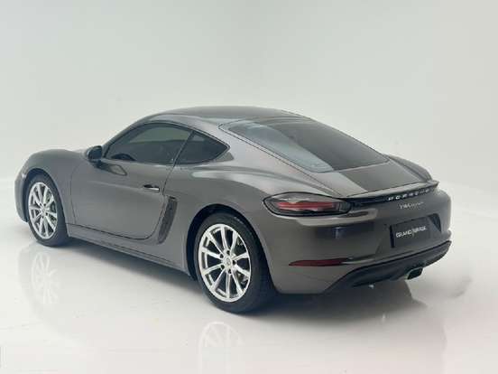 PORSCHE-718-2023