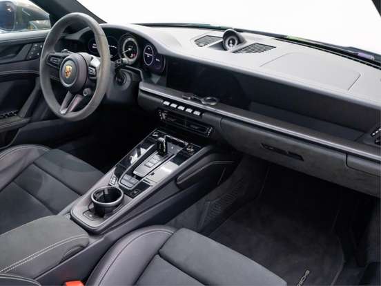 PORSCHE-911-3.0 24V H6 GASOLINA CARRERA 4 GTS CABRIOLET PDK PORSCHE-911-2024
