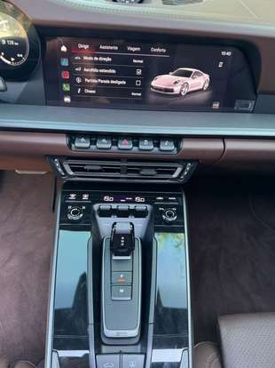 PORSCHE-911-2024