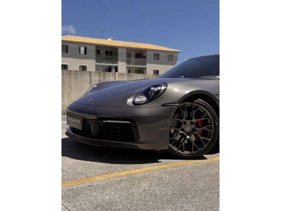PORSCHE-911-2020
