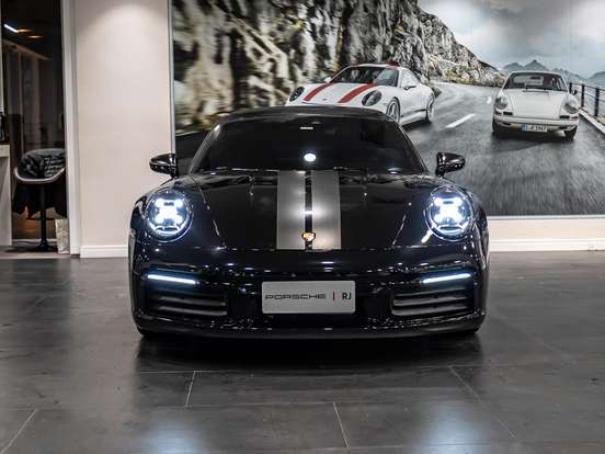 PORSCHE-911-2020