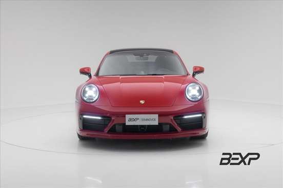 PORSCHE-911-2023