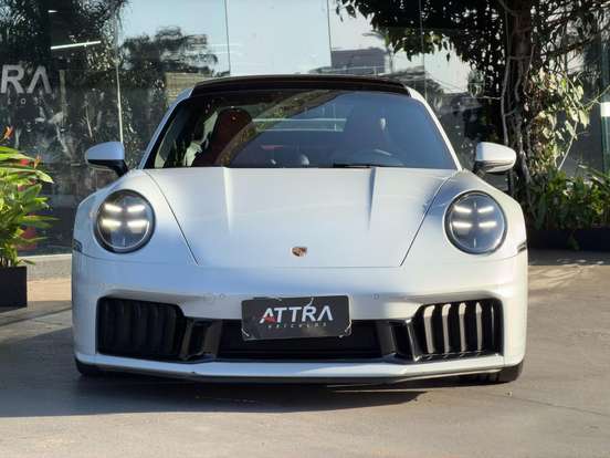 PORSCHE-911-2025
