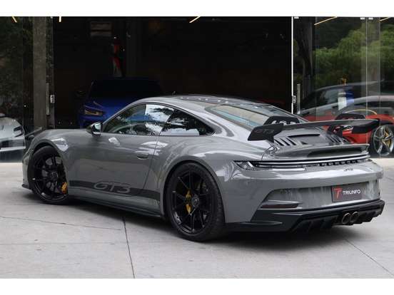 PORSCHE-911-2021