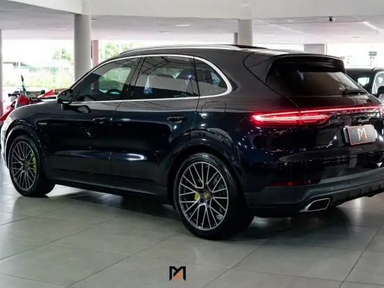 PORSCHE-CAYENNE-3.0 V6 E-HYBRID AWD TIPTRONIC S PORSCHE-CAYENNE-2021