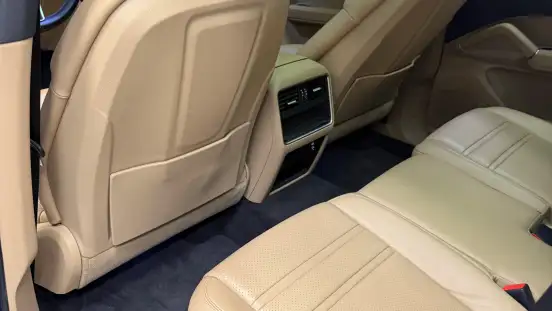 PORSCHE-CAYENNE-2020