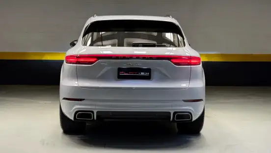 PORSCHE-CAYENNE-2020