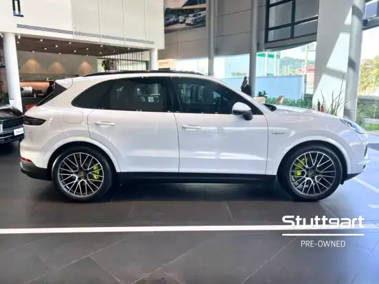 PORSCHE-CAYENNE-3.0 V6 E-HYBRID PLATINUM EDITION AWD TIPTRONIC S PORSCHE-CAYENNE-2022