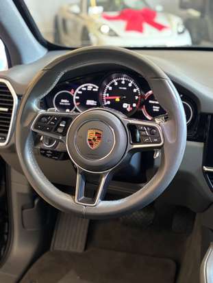 PORSCHE-CAYENNE-2018